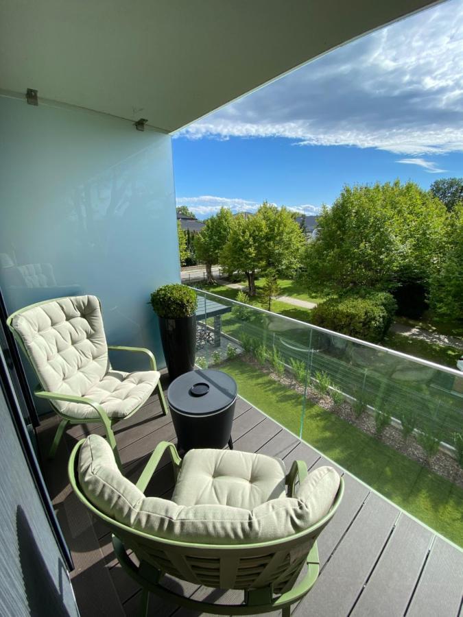 Bonnie-Premium Lelle Waterfront Private Apartment Balatonlelle Exteriér fotografie